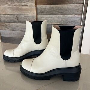Stuart Weitzman Norah Ankle Boot Cream Leather Size 8.5 Wide